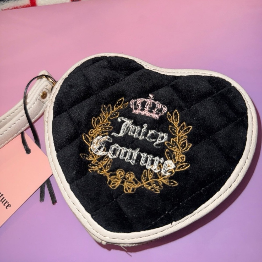 Juicy Couture Royal Moment Heart Zipper Wallet Black and White
